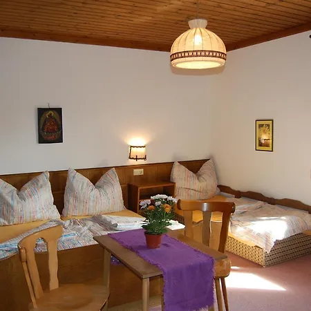 Landhaus Enzian Apartman *